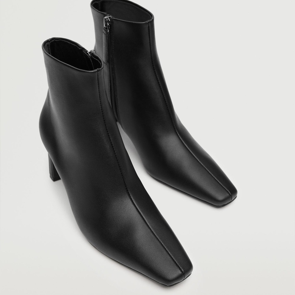 NWT Mango Pleather Boots 🍁